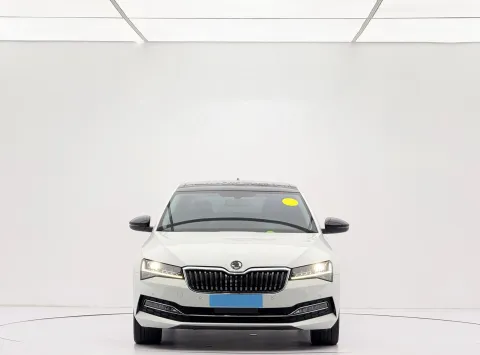 2023 Skoda Superb 1.4T 150HP L4 7DCT,autocango,china used car exporter,china ev exporter,chinese used car exporter,chinese used ev exporter