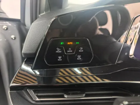 2023 Volkswagen Golf 1.4T 150HP L4 7DCT 12