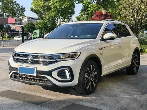 2024 Volkswagen T-Roc 1.5T 160HP L4 7DCT