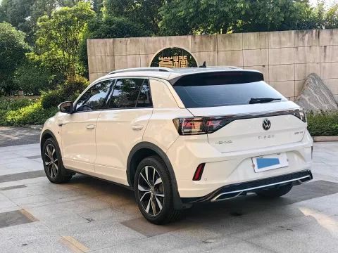 2024 Volkswagen T-Roc 1.5T 160HP L4 7DCT 6