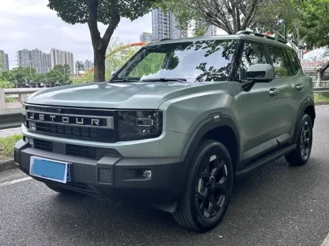 2025 Jetour Traveller 2.0T 254HP L4 7DCT