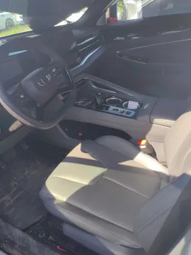 2026 Geely Azkarra 1.5T 181HP L4 7DCT 3