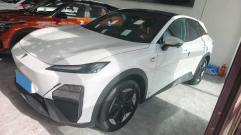 2023 Changan 长安 Deepal S07 31.73 kWh in White