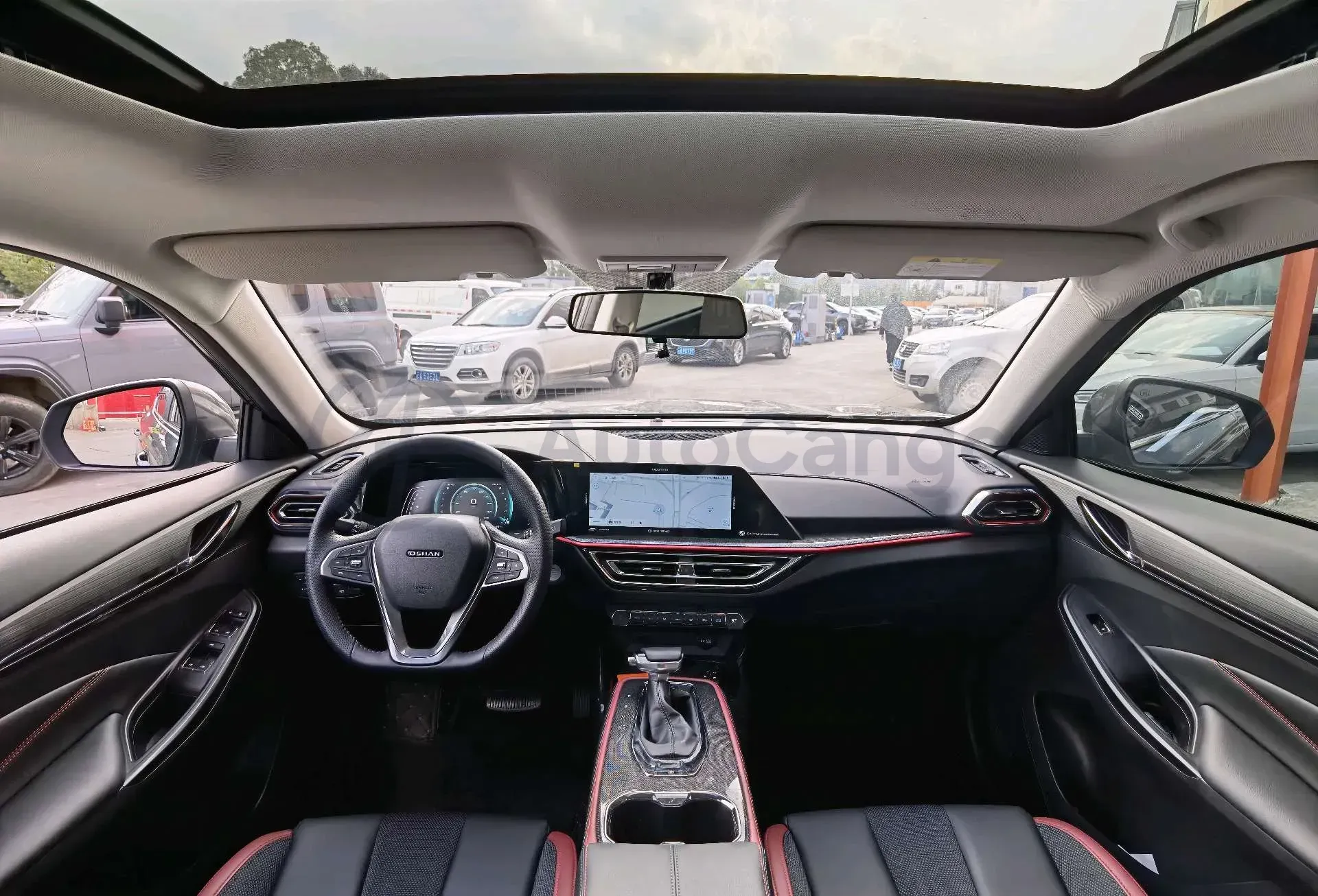 2023 ChangAn Oshan X5 1.5T 188HP L4 7DCT,autocango,china used car exporter,china ev exporter,chinese used car exporter,chinese used ev exporter