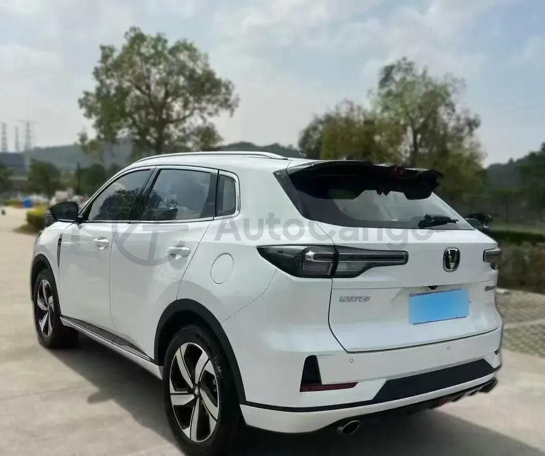 2024 ChangAn X7 PLUS 1.5T 188HP L4 7DCT,autocango,china used car exporter,china ev exporter,chinese used car exporter,chinese used ev exporter