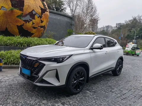 2023 ChangAn Oshan X5 Plus 1.5T 188HP L4 7DCT,autocango,china used car exporter,china ev exporter,chinese used car exporter,chinese used ev exporter