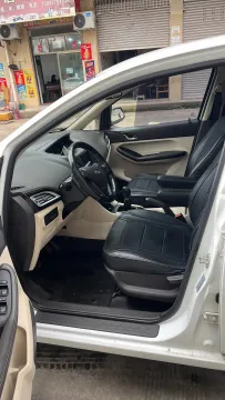 2015 Chery Arrizo M7 2.0L 139HP L4 CVT