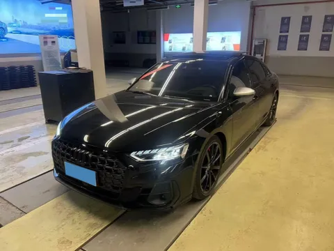 2022 Audi S8 4.0T 571HP V8 8AT,autocango,china used car exporter,china ev exporter,chinese used car exporter,chinese used ev exporter